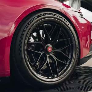 BKU in fibra di carbonio 2 pezzi ruota forgiata per <span class=keywords><strong>Ferrari</strong></span> 458 F430 360 488 <span class=keywords><strong>Enzo</strong></span> F360 cerchi 5x114.3 21 cerchi 22 pollici - Product Image 2