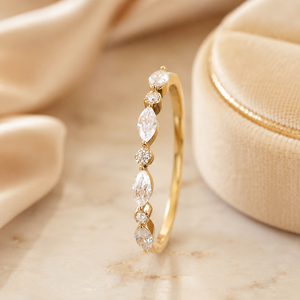 Anello Impilabile per Donne, Design Geometrico Minimalista, Elegante Gioiello da Dito alla Moda per Uso Quotidiano - Product Image 1