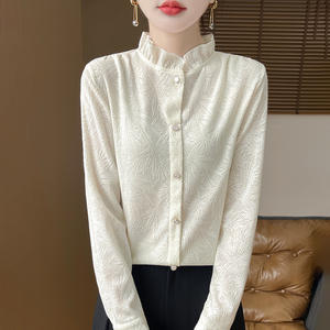 2025 nueva camisa de punto con Cuello medio alto y borde de oreja de madera para mujer - Product Image 5