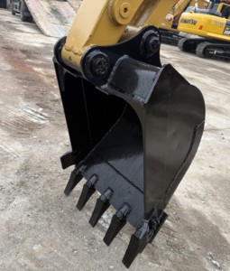 Excavadora de cadenas usada de Japón 306E2, 6 toneladas, motor original, caja de cambios, cojinete, bomba de engranajes, PLC, EPA, CE, equipo de construcción - Product Image 3