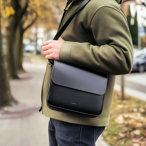 Мужская сумка из натуральной кожи - Product Image 2