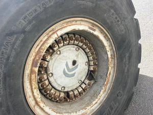 Apilador de Alcance Kalmar de 45 Toneladas Usado, con Motor Diésel, Sistema Hidráulico Estable, Elevación y Descenso Suaves para Comercio Minorista - Product Image 5