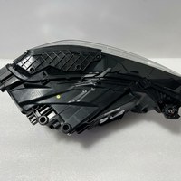 Phare avant à LED d'origine usine, configuration intermédiaire, avec lentille, pour Audi Q3 2019-2026, avec feux de jour DRL et clignotants