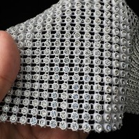 Cadena de Cristal con Pedrería, Cristal de Vidrio SS20 de 5 mm por Metro, 10 Yardas, Logotipo Personalizado para Adornos de Prendas, Manualidades, Fábrica OEM, Venta al por Mayor