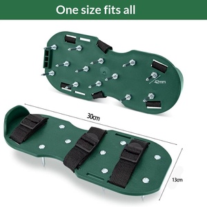 Chaussures aérateuses <span class=keywords><strong>de</strong></span> pelouse à 13 pointes, sangle réglable, vert/noir, profondeur <span class=keywords><strong>de</strong></span> piquage <span class=keywords><strong>de</strong></span> 4,2 cm pour l'aération du <span class=keywords><strong>gazon</strong></span>, l'entretien du sol et <span class=keywords><strong>de</strong></span> la pelouse, la maintenance du jardin - Product Image 3