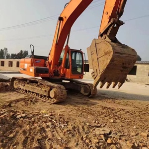 Excavatrice d'occasion DOOSAN DX300LC, modèle 2020, 30 tonnes, peinture d'origine, configuration complète, moteur, boîte de vitesses, excellent état, flexible, directement de l'usine - Product Image 5