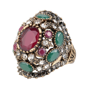 Bagues en laiton plaqué or, style bohème vintage, luxe léger, ornées de cristaux et de strass exagérés, multicolores, pour femmes, vente en gros - Product Image 2
