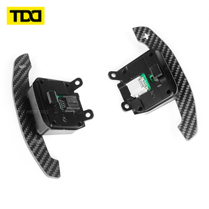 Palancas de cambio magnéticas de fibra de carbono TDD para el volante del Chevrolet Corvette C8 - Product Image 3