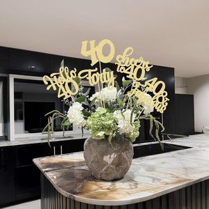 Gyufise - 15 Piezas de Decoración Floral para Centro de Mesa de Fiesta de 40 Cumpleaños, Diseño de Feliz Cumpleaños Número 40, Dorado, Hecho en China - Product Image 4