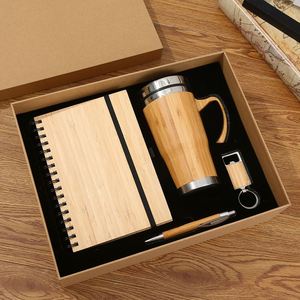 Set de Regalo de Bambú Práctico para Negocios: Llavero de Madera, Cuaderno de Hojas Sueltas y Vaso de Agua (Souvenir) - Product Image 1