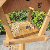 Mangeoire à oiseaux extérieure en bois massif avec fermeture à bouton pour moineaux Pigeons Boîte à nourriture Cage à oiseaux Balcon Jardin Villa Nid d'oiseau