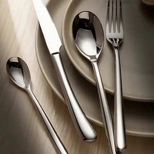 थोक धातु चांदी के बर्तन के लिए Flatware चम्मच और कांटा स्टेनलेस स्टील कटलरी होटल शादी की घटनाओं में रसोई कटलरी सेट थोक