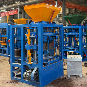 Machine à fabriquer des blocs semi-automatique bibo Factory QTJ4-24 avec engrenage - Machine à briques économique pour les petites entreprises - Product Image 3