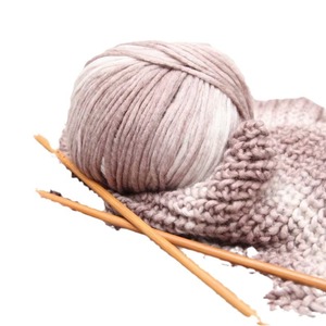 Vente en gros 140g de longue écharpe en <span class=keywords><strong>velours</strong></span> mélangée à la main en <span class=keywords><strong>laine</strong></span> arc-en-ciel segment colorant <span class=keywords><strong>dégradé</strong></span> épais bâton ligne tricot fort bâton chapeau - Product Image 5