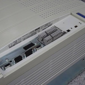 ตัวควบคุมมอเตอร์ Lenze Servo Drive รุ่น EVS9323-EKV004 380V AC ค่าตั้งค่าเริ่มต้น - Product Image 2