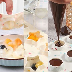 8-khoang 3D logo bánh khuôn thân thiện với môi Silicone <span class=keywords><strong>Ice</strong></span> Cube khay với trái tim kim cương sao hình tròn hoàn chỉnh với nắp - Product Image 2