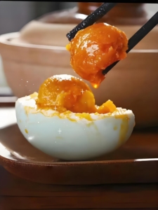 Œufs de canard salés de Chine : Fournisseur de premier plan, œufs salés cuits, œufs de canard salés en gros - Product Image 3