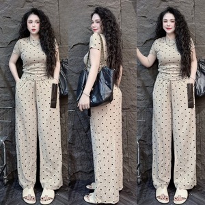 Ensemble deux pièces décontracté pour <span class=keywords><strong>femme</strong></span> T26281 : Nouveau haut à manches courtes imprimé cœur et <span class=keywords><strong>pantalon</strong></span> large, coupe ajustée, idéal pour l'été - Product Image 3