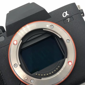 Appareil photo hybride professionnel <span class=keywords><strong>Sony</strong></span> <span class=keywords><strong>A7R</strong></span> IV d'occasion avec objectif 28-70mm F4, capteur plein format 50MP, vidéo 4K, garantie 1 an - Product Image 6