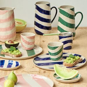 <span class=keywords><strong>Hand</strong></span> <span class=keywords><strong>Painted</strong></span> bán buôn hình dạng bình độc đáo trang trí nội thất Bộ đồ ăn nước Jug sữa gốm Bình đựng nước cho nhà hàng - Product Image 4