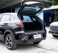 Véhicule à énergie nouvelle JAC QX PHEV 2025, version 120 km, SUV 5 portes 5 places pour les sorties en famille
