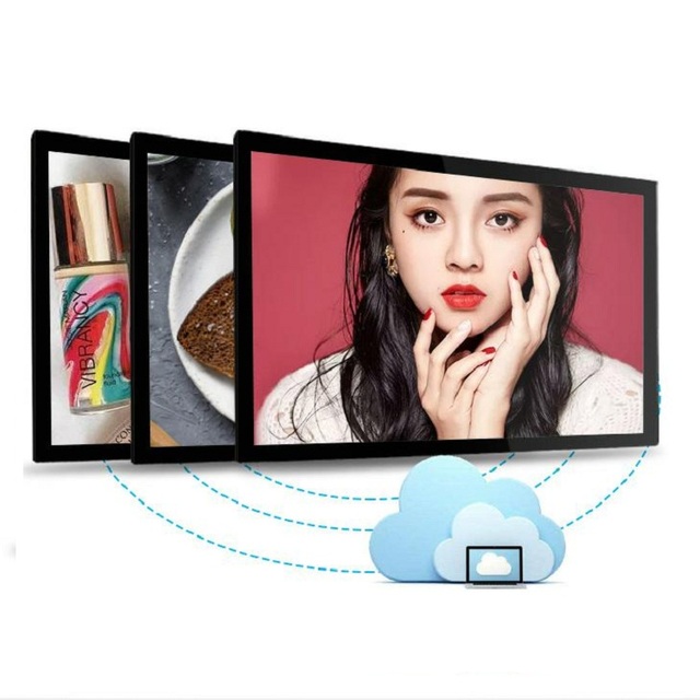 32 Inch Touchscreen Elevator Wall-Mounted LCD Digital Signage Advertising Screen with 16:9 Display Ratio