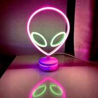 Vente en gros de néons LED personnalisés, collection de formes variées, base en acrylique USB, décoration de salle, bar, fête, boutique, cadeau