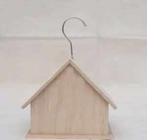 Scatola per nido d'uccello in legno naturale non finito di alta qualità fai-da-te di vendita calda con corda di iuta appesa casetta per uccelli personalizzata