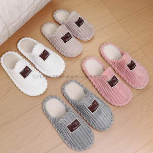 Nuevas Pantuflas de Casa con Punta Cerrada de Pana para Mujer, con Suela de Eva, Pantuflas de Interior para Mujer, Nuevos Estilos con la Mejor Calidad - Product Image 1