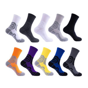 Calcetines Deportivos BiLu a Rayas de Última Moda para Hombre y Mujer, Transpirables, Gruesos, Altos, para Ciclismo, Running, Baloncesto - Product Image 1