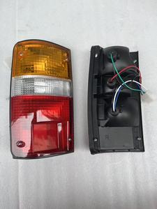 NOUVEAU FEU ARRIÈRE pour <span class=keywords><strong>Toyota</strong></span> <span class=keywords><strong>Hilux</strong></span> Pick-up 1989-1992 <span class=keywords><strong>Pièces</strong></span> de Rechange Auto 81550-89163 81560-89163 - Product Image 2