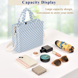 Bolsa de Maquillaje de Viaje de Pana a la Moda, Bolso de Mano Portátil de Terciopelo para Mujer en Venta - Product Image 4