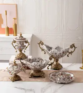 Chinese Ceramic The Middle East Style Kazakhstan Uzbek Golden Flower Design Home Decor Stand Vintage Ceramic Vase With Alloy