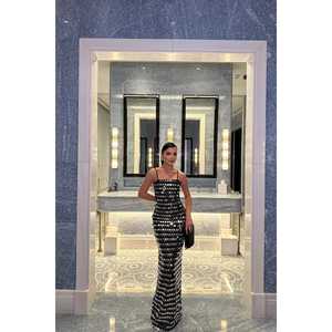 Robe de soirée de luxe noire style bal avec détails en sequins, taille empire, manches courtes et décorations perlées, taille XL (ODM) - Product Image 3