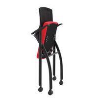 Chaise d'entraînement en maille avec accoudoir pour tablette, sièges actifs pour salles de classe, conception pliable peu encombrante pour bureaux agiles