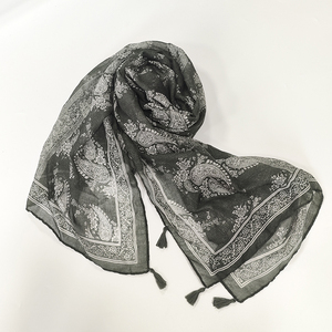 Écharpe personnalisée en forme de pompon en rayonne légère cousue à la main Hijab musulman Style ethnique Paisley - Product Image 2