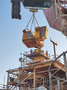 Giàn cần cẩu bệ cần cẩu ngoài khơi được lắp đặt trên boong tàu hoặc cảng biển hoặc nền tảng Hàng Hải - Product Image 2