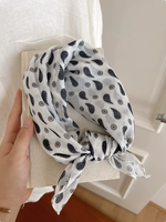 Op maat gemaakte digitale print katoenen vierkante sjaal 55*55cm bandana lichtgewicht ademend accessoire voor dagelijks gebruik, reizen, styling en bruiloften