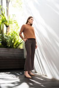 Pantalon évasé en polyknit extensible à taille élastique, best-seller - Product Image 4