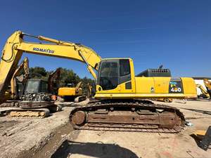 Excavadora Komatsu PC450-8 Usada de 45 Toneladas, de Japón, a Precio Económico - Product Image 3