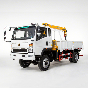Prix Compétitif Sinotruk Grue de levage montée sur camionnette de 3 tonnes, Camion-grue de transfert de marchandises de petite taille à vendre - Product Image 2