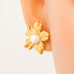 ต่างหูมุกแบบห้อยประดับทอง 18K พร้อมจี้มุกสำหรับใส่ทุกวัน - Product Image 2