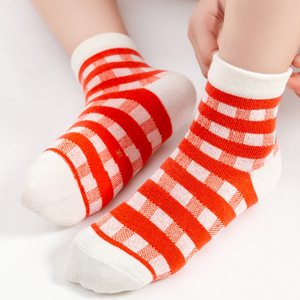 Jingwen Summer Thin InvisibleShallow Mouth Chaussettes pour enfants de couleur unie - Product Image 2