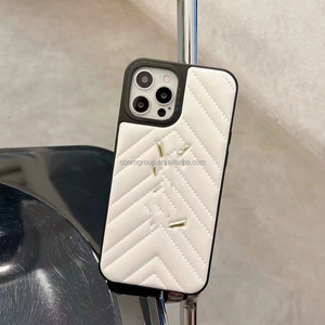 Cover di Lusso dal Nuovo Design Elegante per Cellulare all'Ingrosso per <span class=keywords><strong>iPhone</strong></span> 17 16 Pro Max <span class=keywords><strong>Custodia</strong></span> <span class=keywords><strong>Protettiva</strong></span> Firmata 15 14 13 <span class=keywords><strong>12</strong></span> Pro - Product Image 6