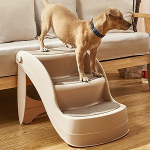 Escaleras para perros de plástico beige plegables con tapete antideslizante, forma rectangular HME101 434 - Product Image 3