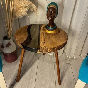 Mesa de Comedor de Resina Epoxi Rústica Moderna de Primera Calidad con Diseño de Río y Cubierta de Nogal para Hogares, Disponible a Buen Precio - Product Image 5