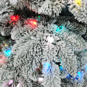 Árbol de Navidad de PVC de Alta Calidad con Apliques y Luces, Venta Directa de Fábrica, Apto para Diversas Ocasiones y Fácil de Montar - Product Image 2