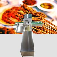 Machine automatique de gril de brochette de Satay de poulet de boeuf/machine automatique de brochettes Kebab/brochette de Satay de Souvlaki de viande de BBQ