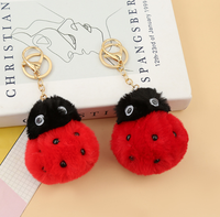 Porte-clés en peluche adorable en forme de coccinelle, pendentif amusant pour sac à dos, porte-clés personnalisé en forme d'animal