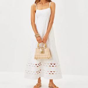 เดรสยาวสีขาวลายเรียบหรูหรา แขนกุด ผ้าเนื้อนุ่ม สำหรับสุภาพสตรี ปี 2025 - Product Image 1